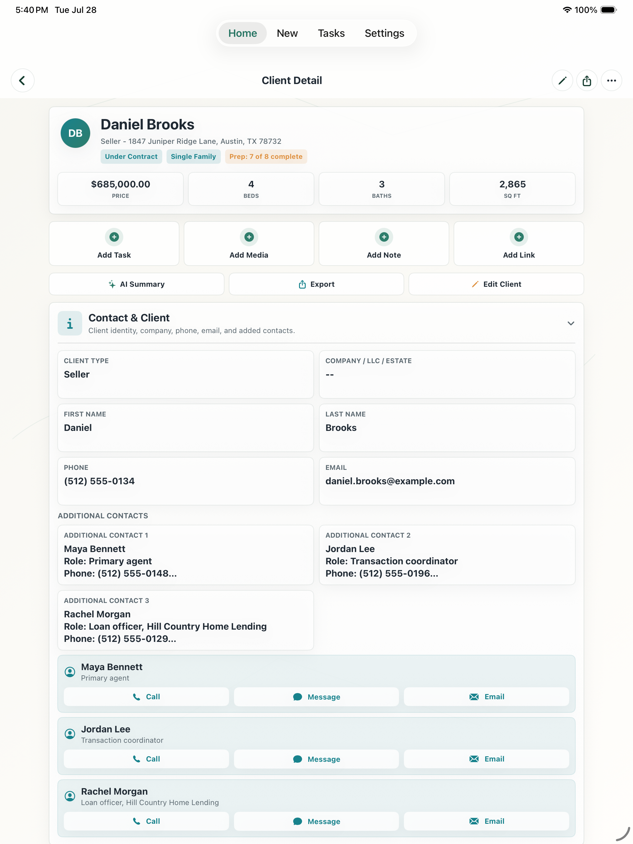 TeamClozr iPad transaction-at-a-glance screen for a seller record.